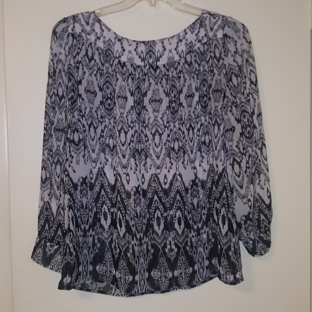 Black and white dressy flowy blouse